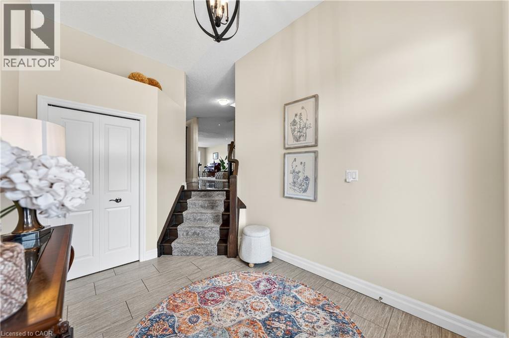 692 HALIFAX Road, Woodstock, Ontario, N4T0G1 — Photo 4