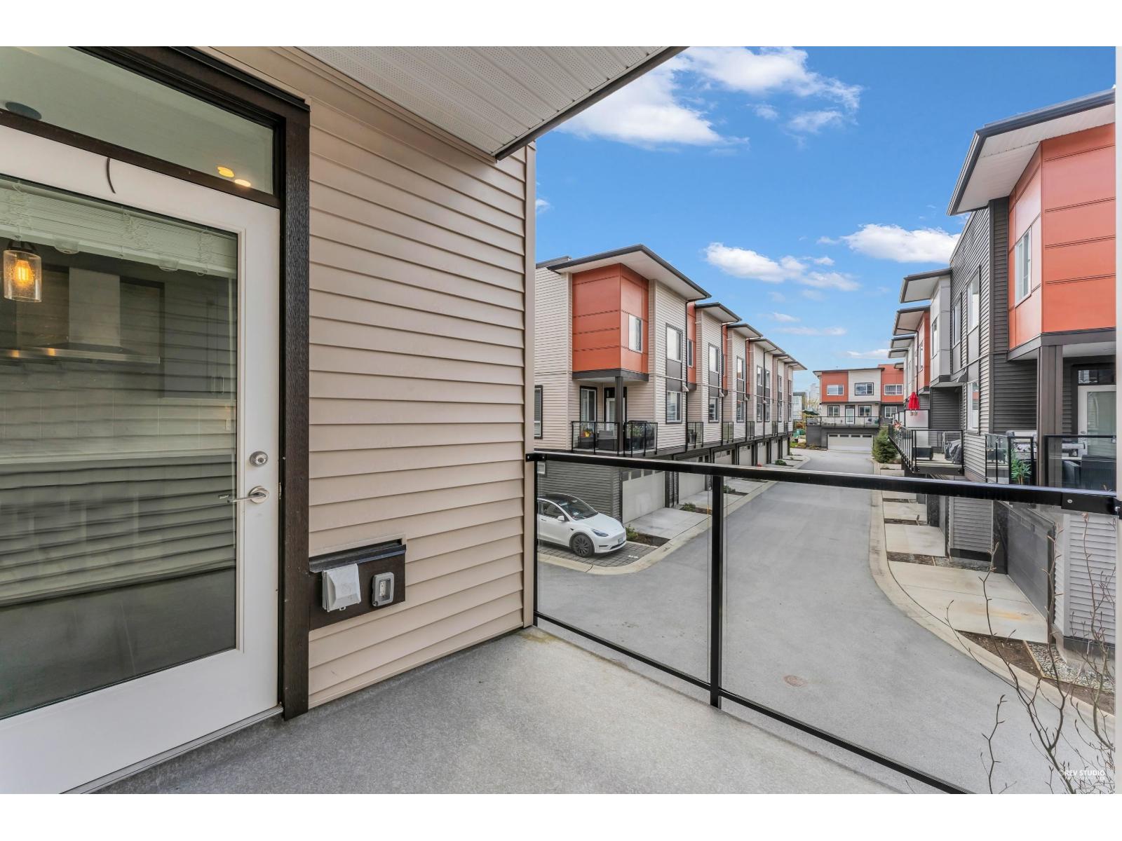 3 Bed, 3 Bath Townhouse for Sale in Surrey – 13 18887 72A AVENUE, Surrey – MLS# R3113659 - Image 15