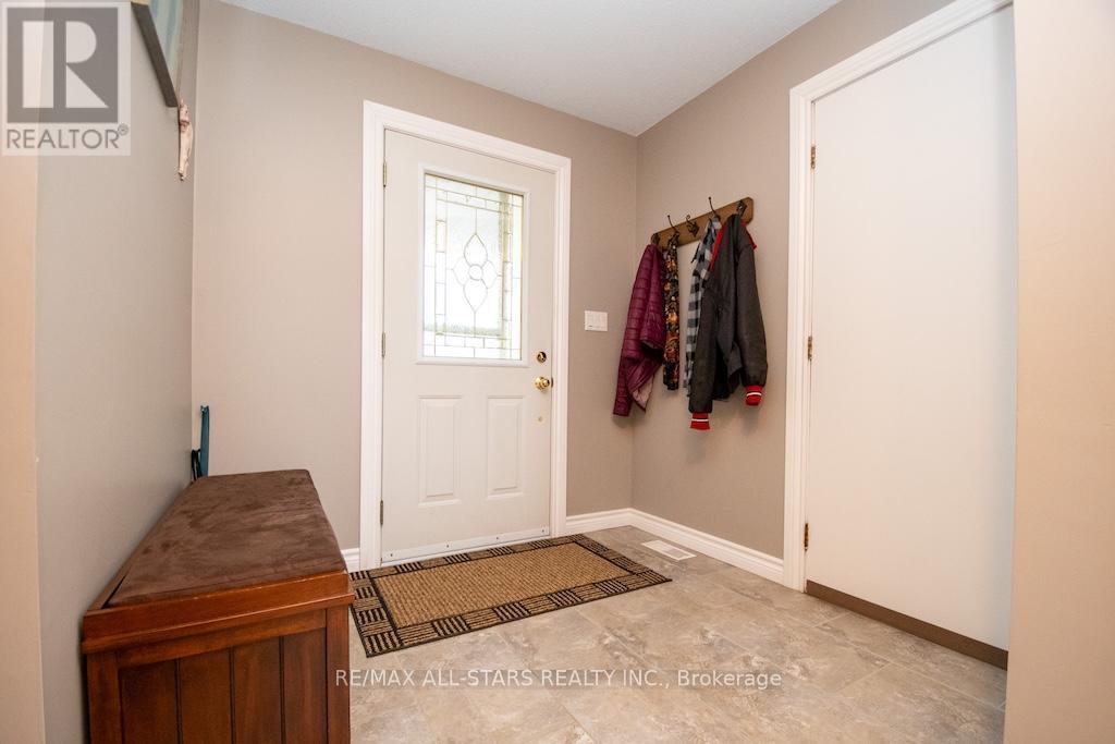 53 HILLSIDE DRIVE - 3