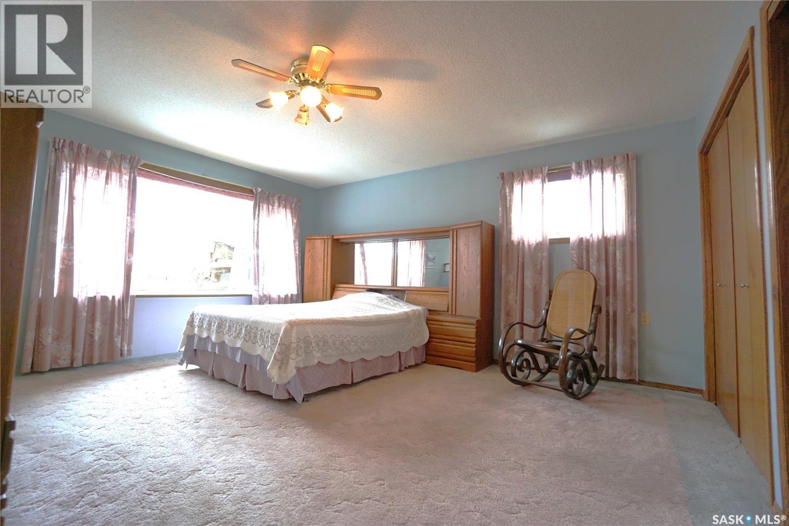 202 Pickerel STREET - 23