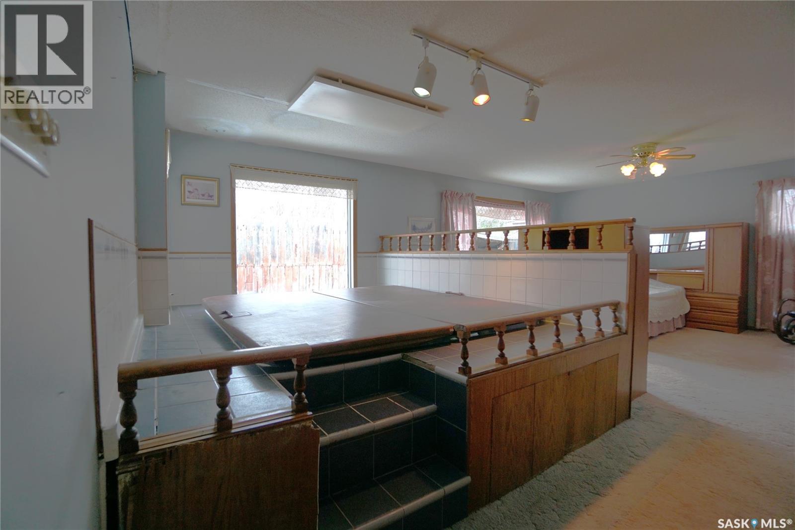 202 Pickerel STREET - 19