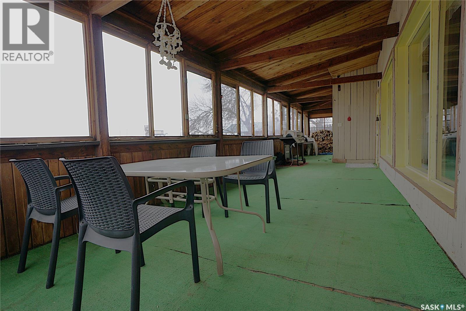 202 Pickerel STREET - 46