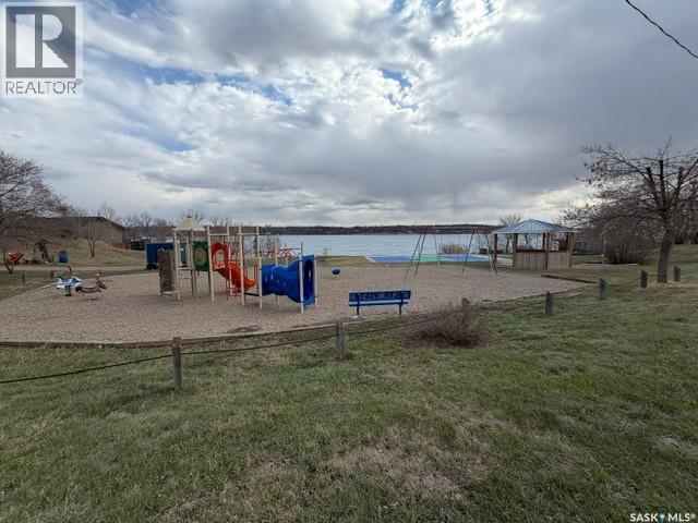 202 Pickerel STREET - 61