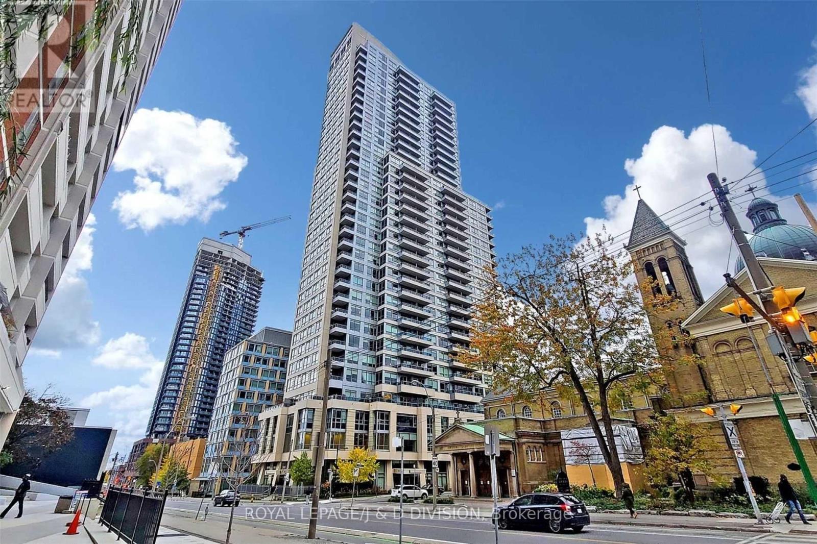 Listing photo of 412 - 500 SHERBOURNE STREET