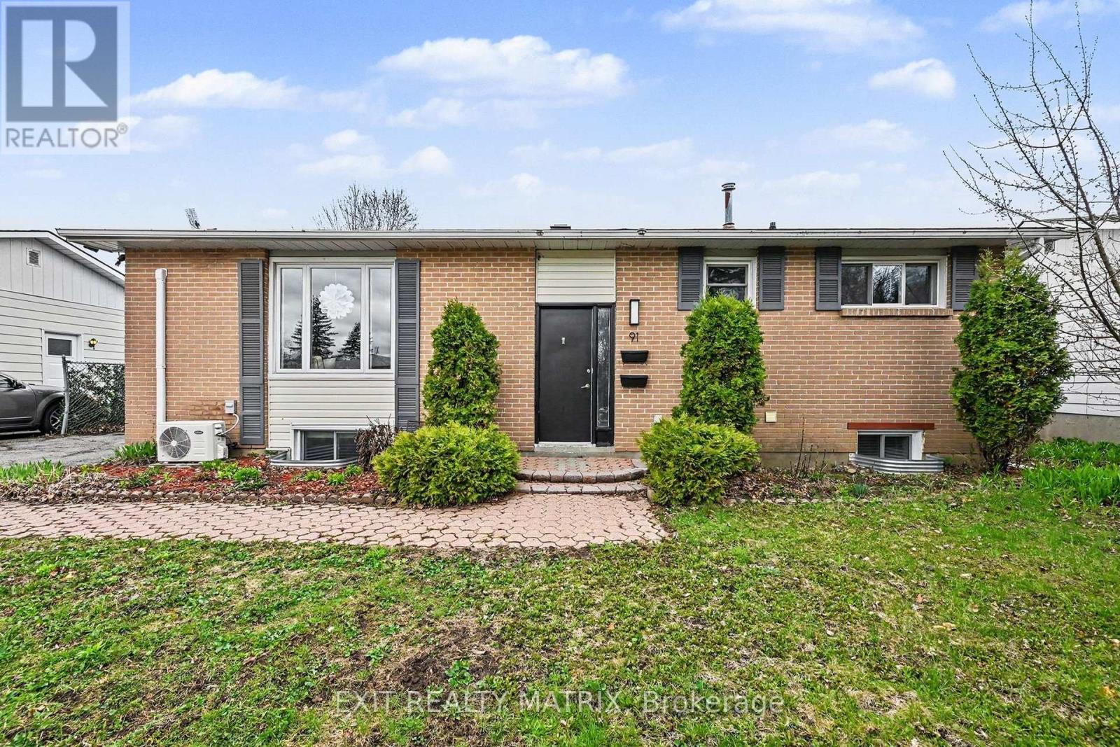 91 SHELDRAKE DRIVE - 1