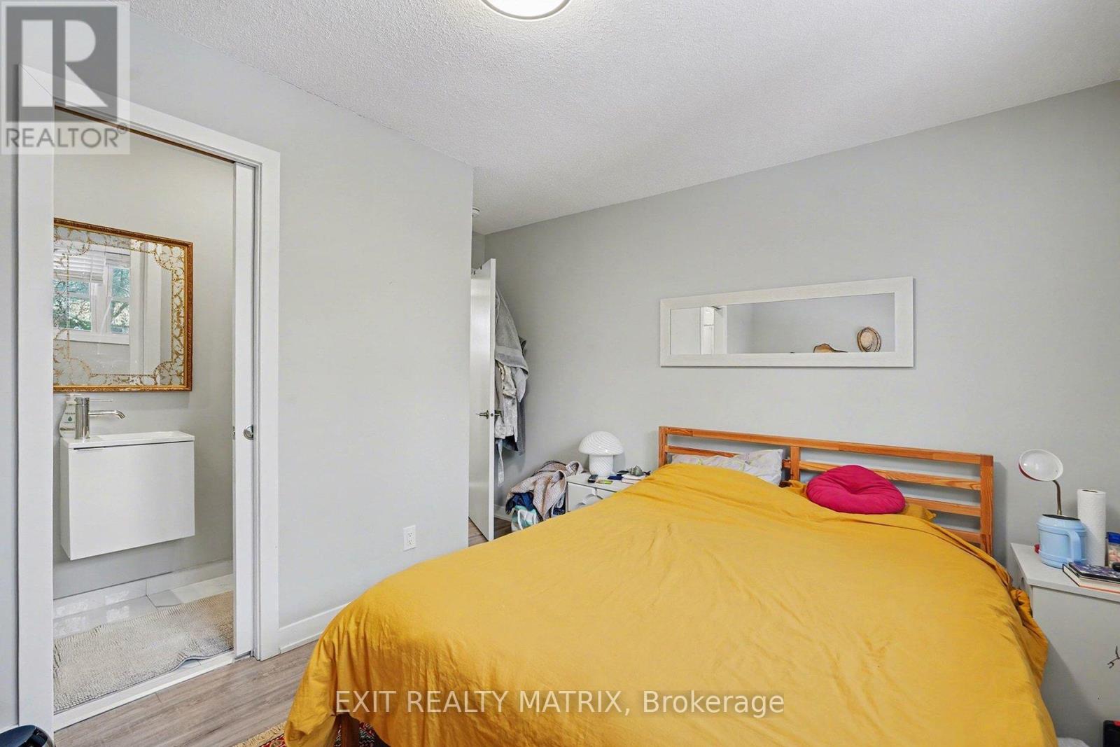 91 SHELDRAKE DRIVE - 19