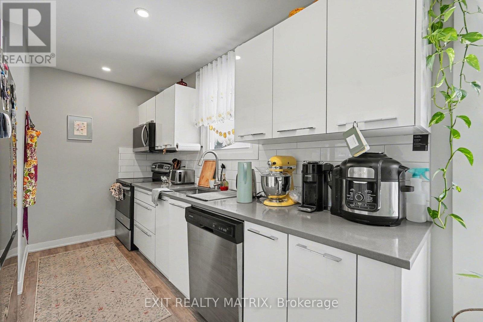 91 SHELDRAKE DRIVE - 3