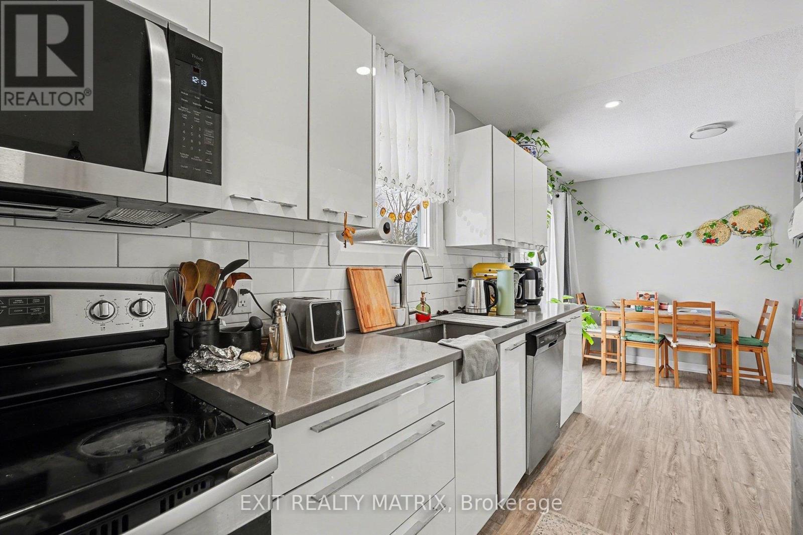 91 SHELDRAKE DRIVE - 5