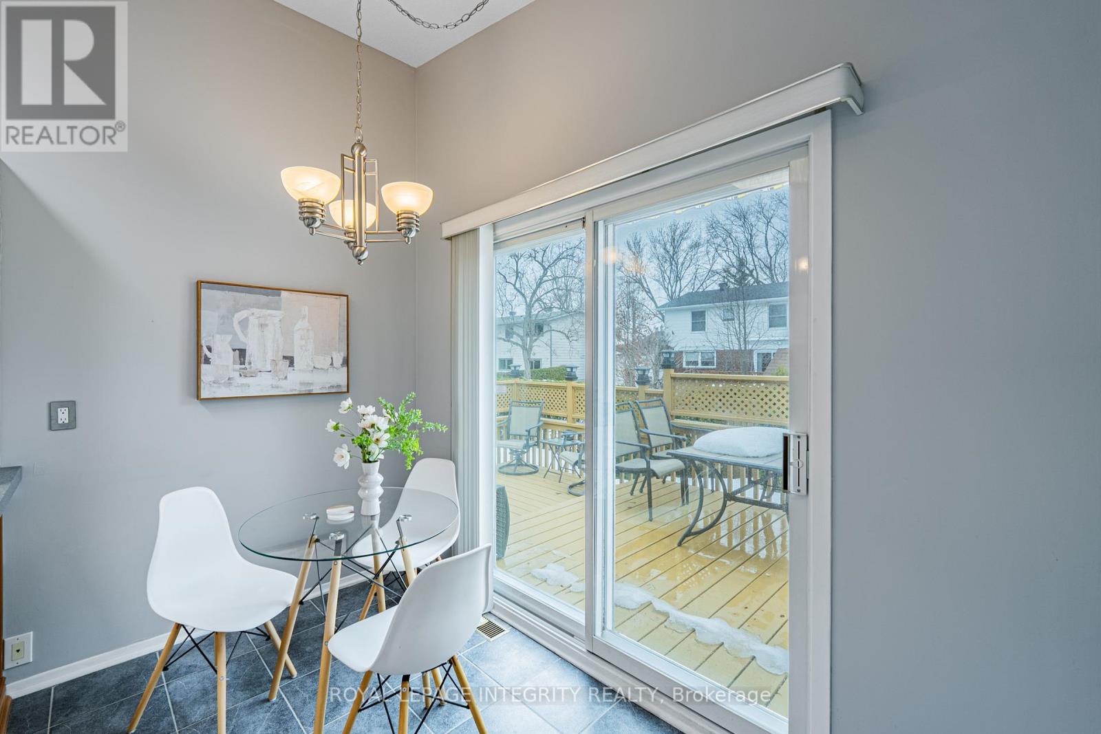 664 GLENHURST CRESCENT - 14
