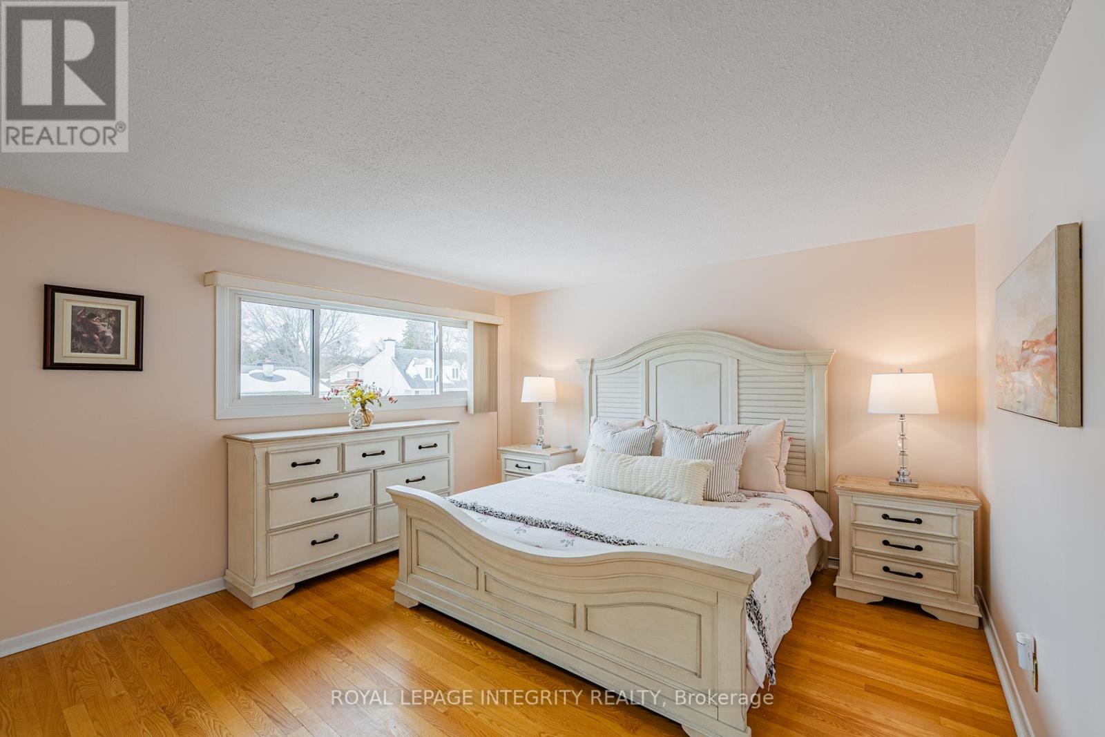 664 GLENHURST CRESCENT - 18
