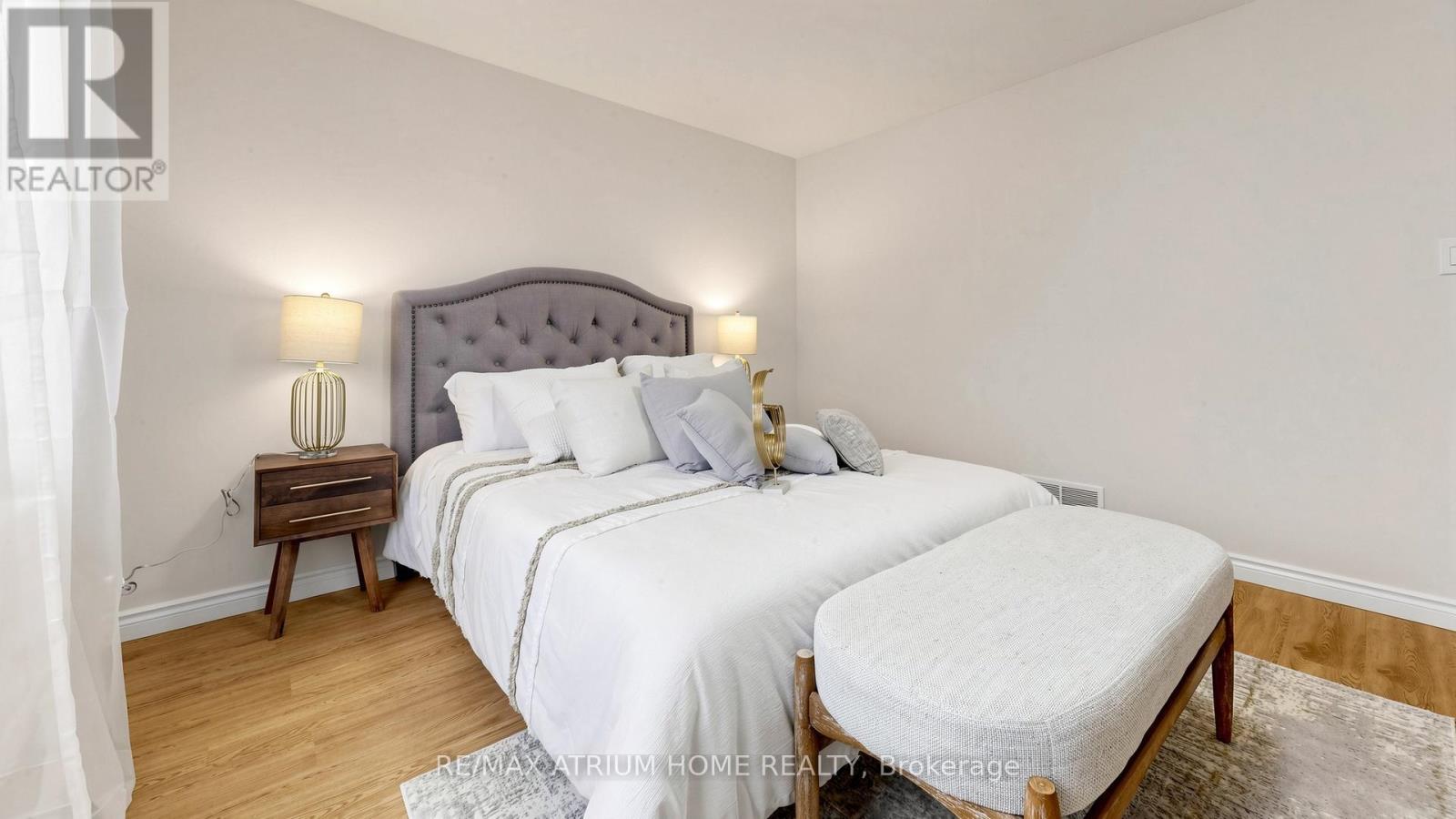 13 APPLEGATE CRESCENT - 22