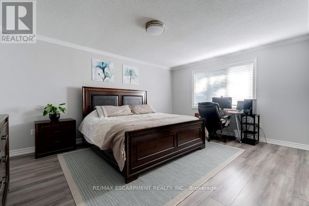 35 LIDO DRIVE - 27