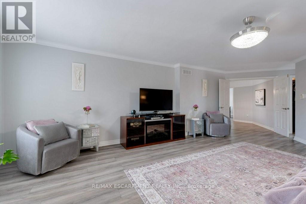 35 LIDO DRIVE - 32