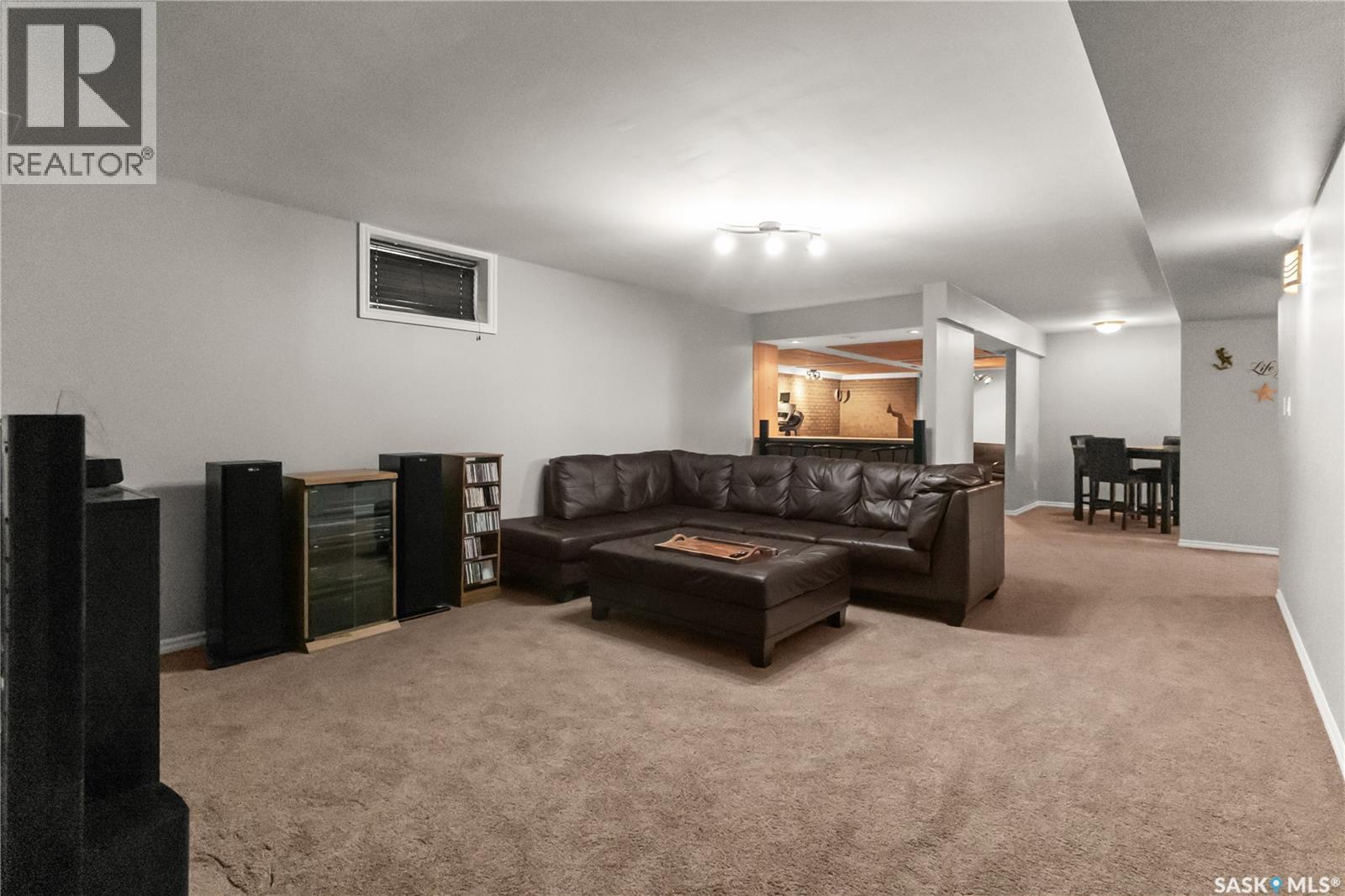 706 2nd AVENUE - 20