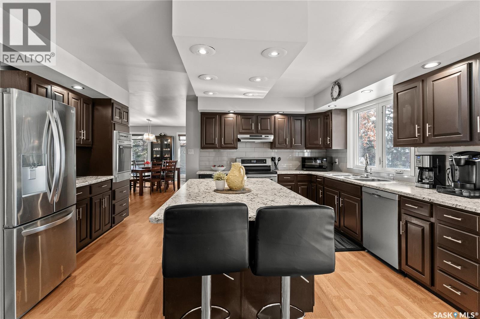 706 2nd AVENUE - 5