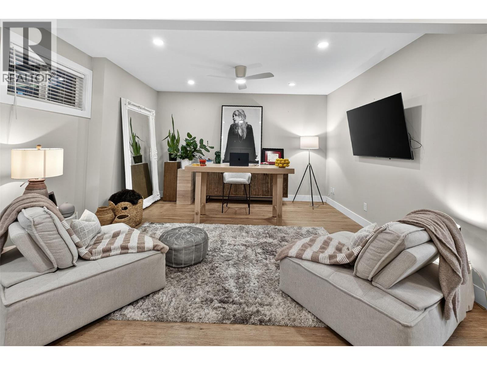  209 Summer Wood Drive, Kelowna