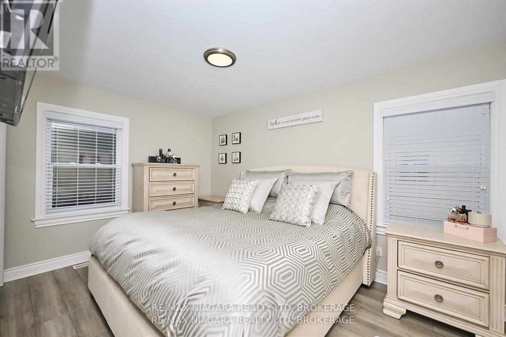 5667 MONTROSE ROAD - 11