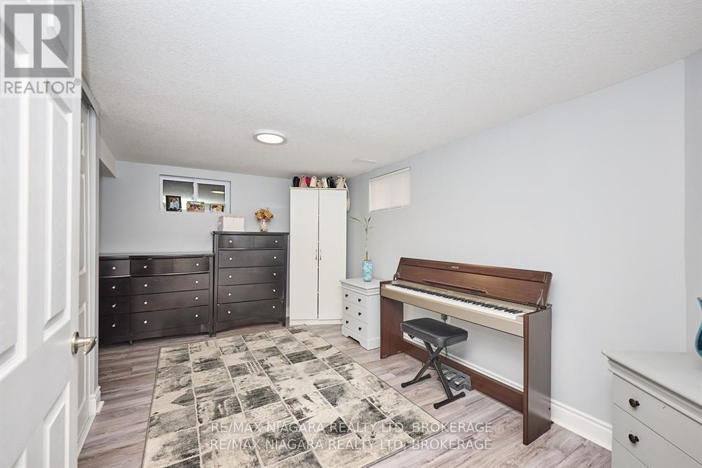5667 MONTROSE ROAD - 24