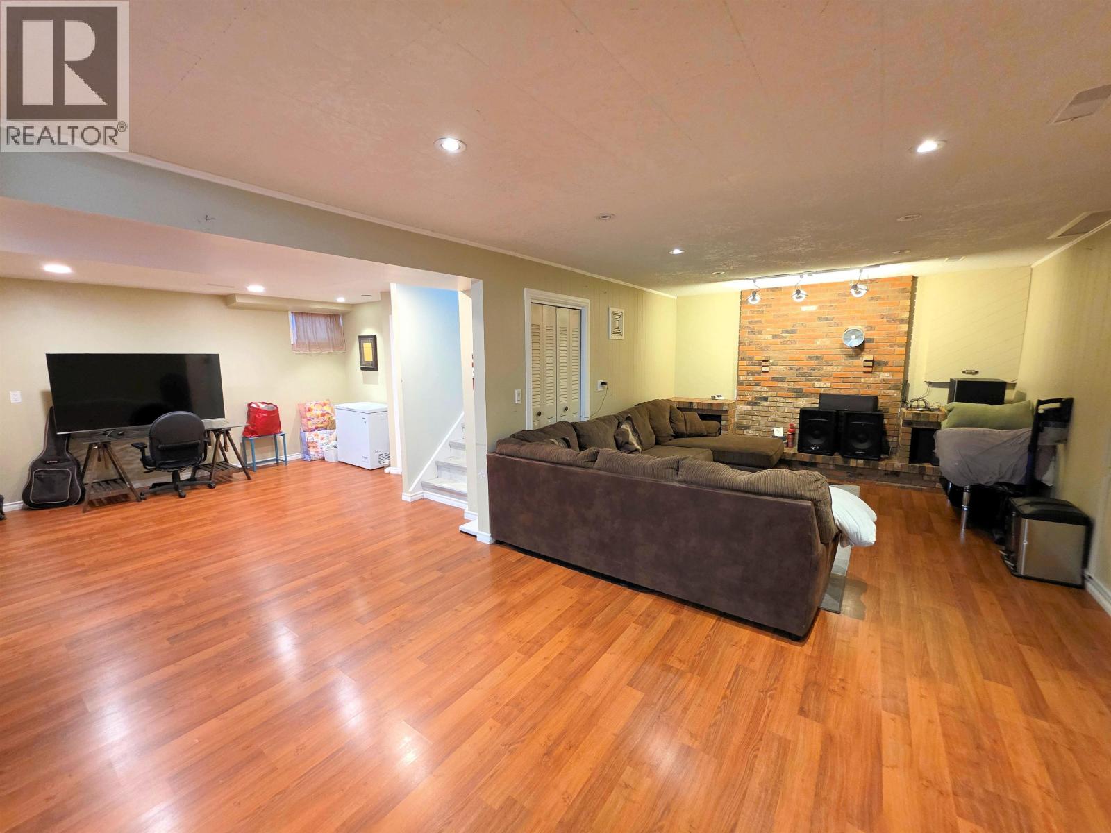 358 MCPHERSON PLACE, Prince George