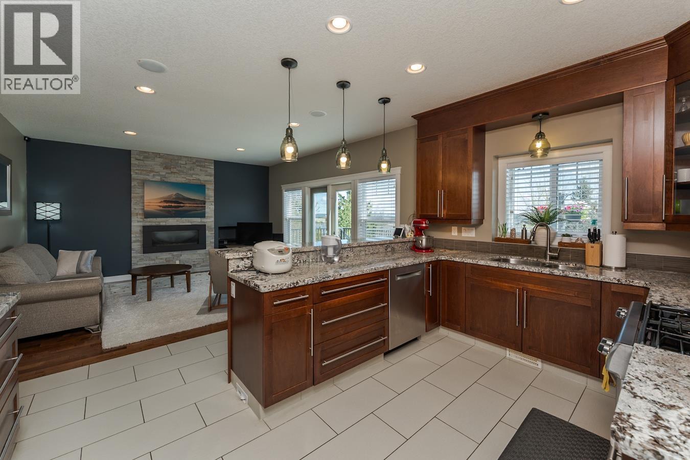7658 ST ANDREW PLACE, Prince George
