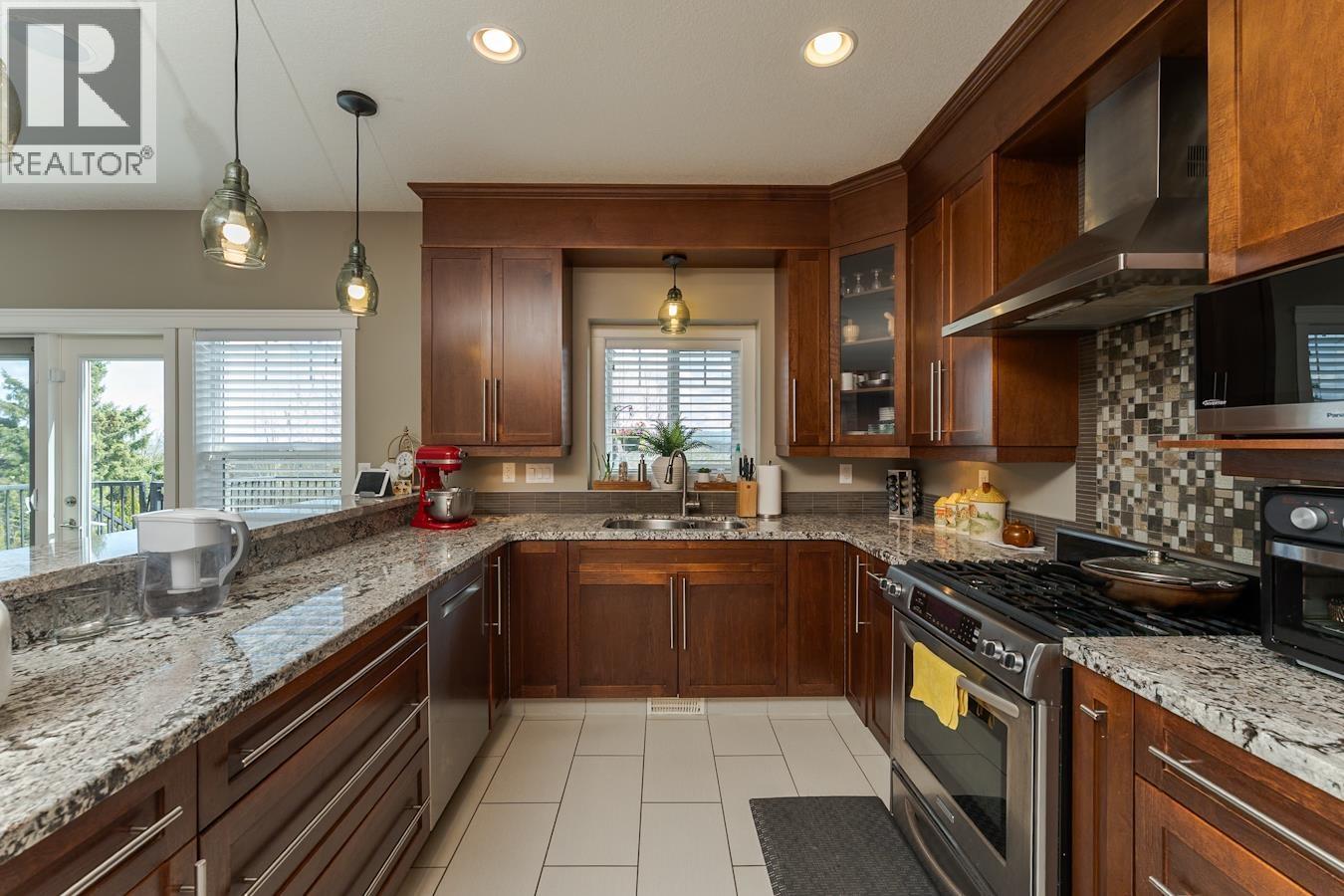 7658 ST ANDREW PLACE, Prince George