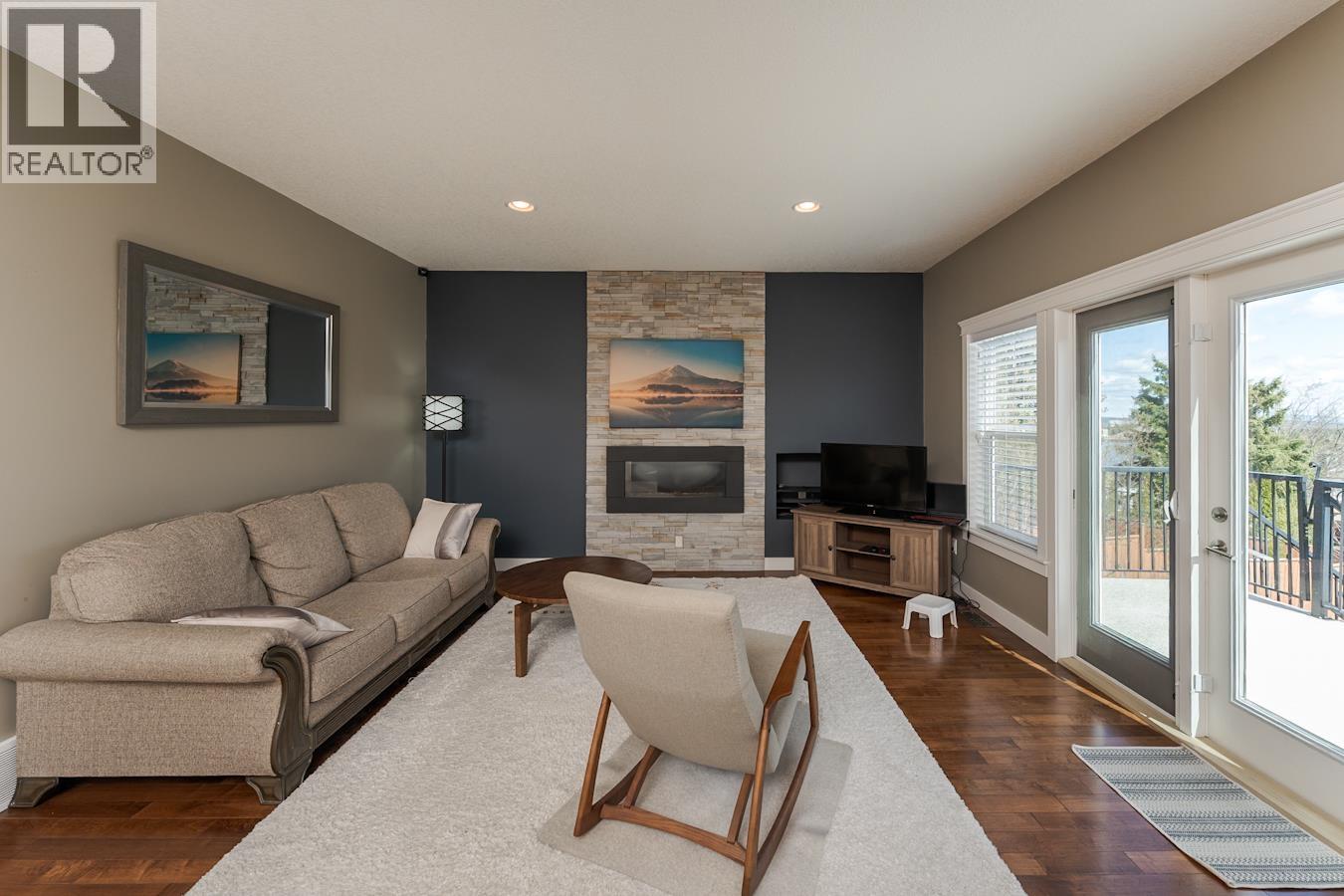 7658 ST ANDREW PLACE, Prince George