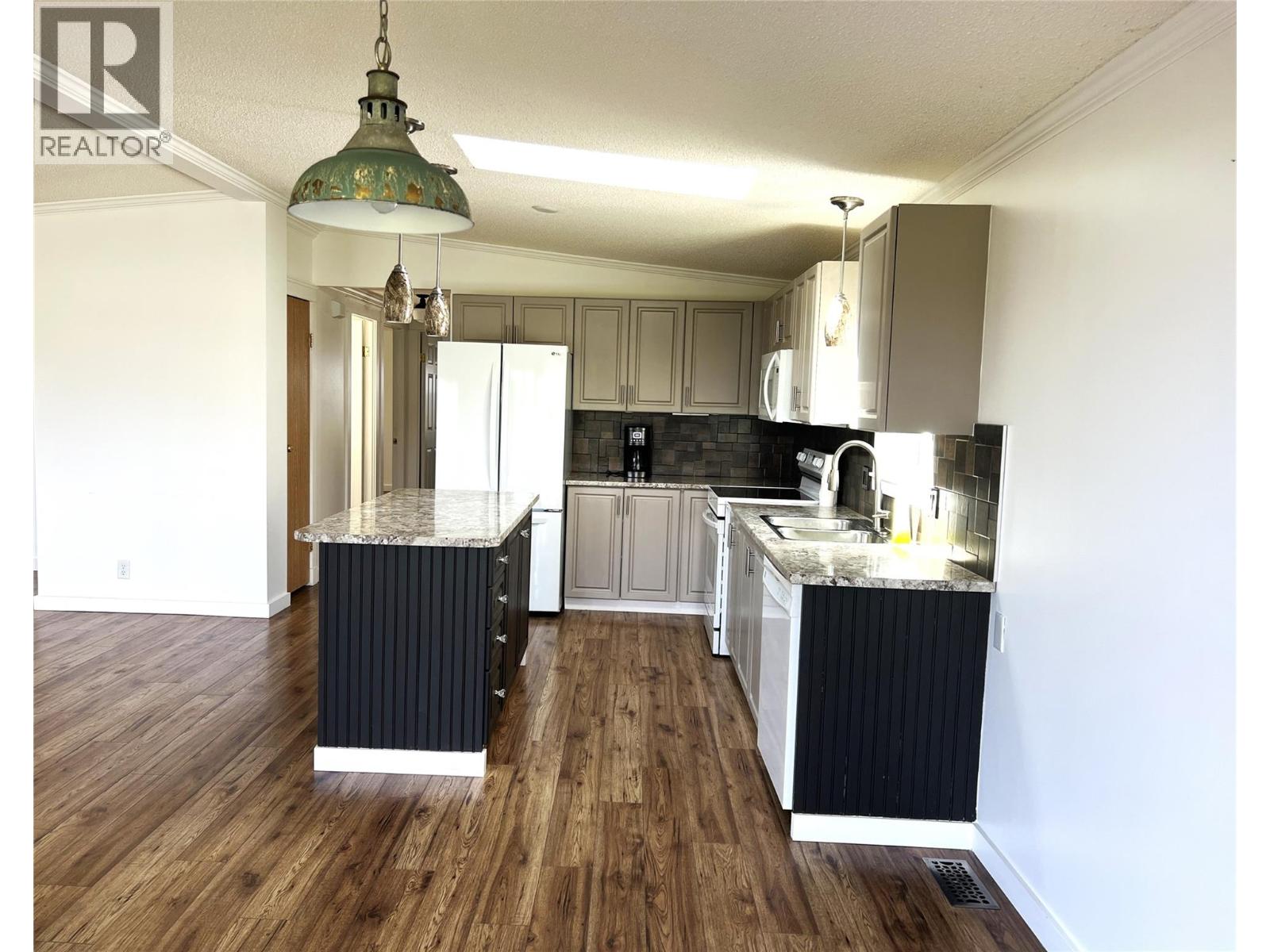 101 2932 Buckley Road, Sorrento