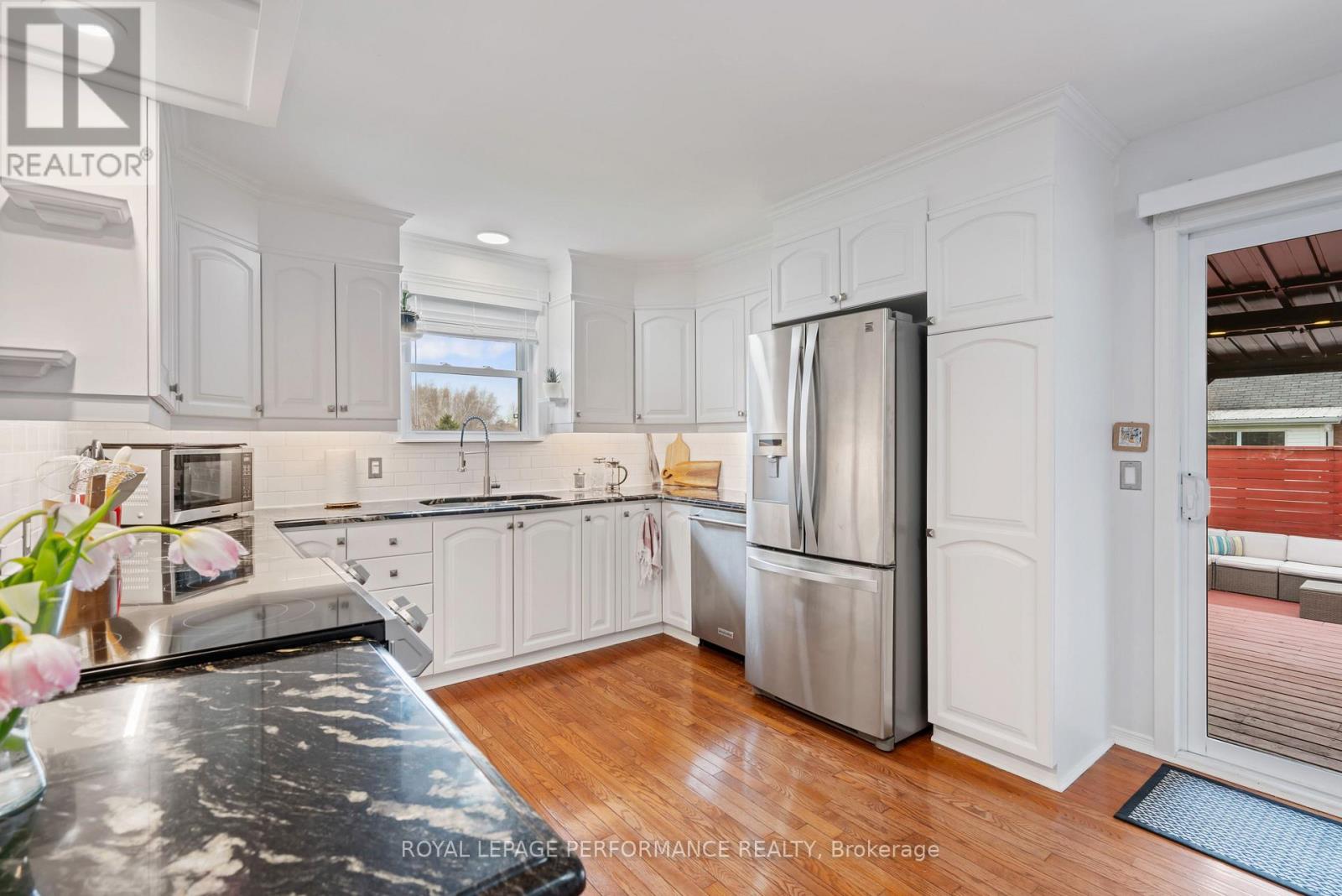6263 MACDONALD COURT - 9