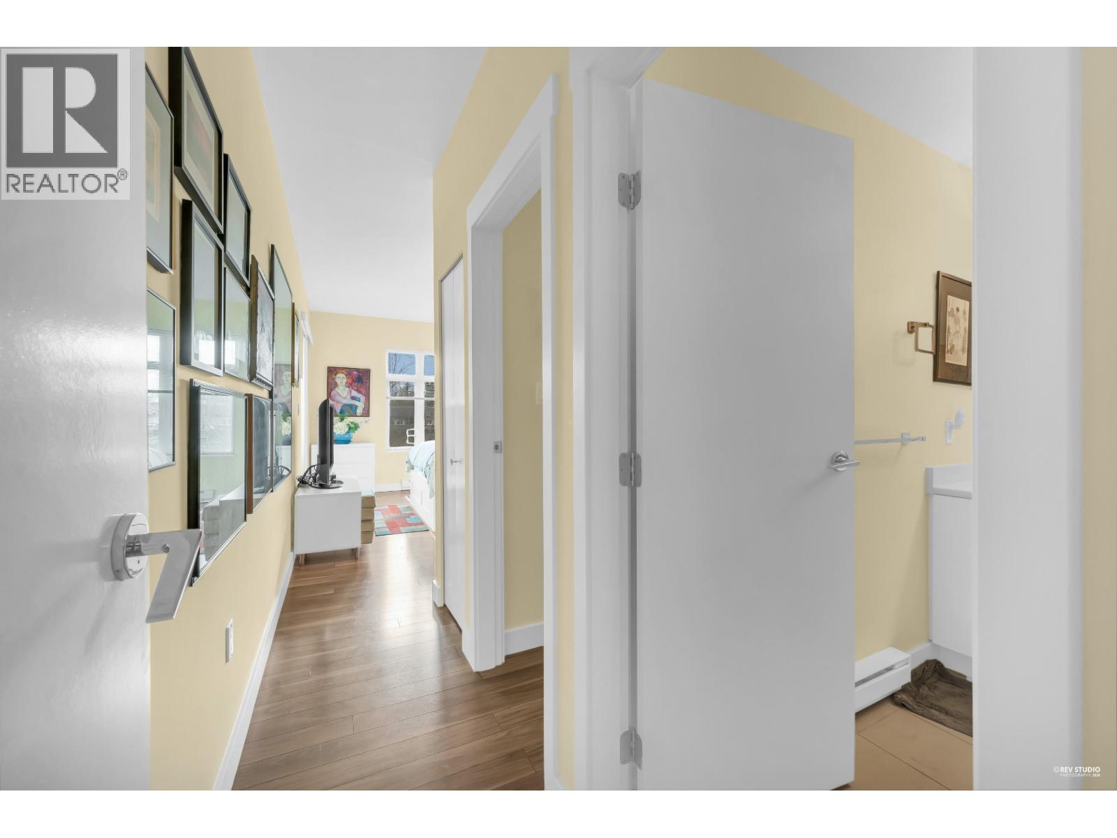 403 2368 MARPOLE AVENUE, Port Coquitlam
