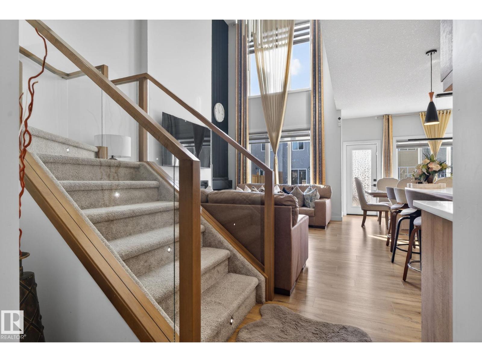 3605 42 AV — photo 10