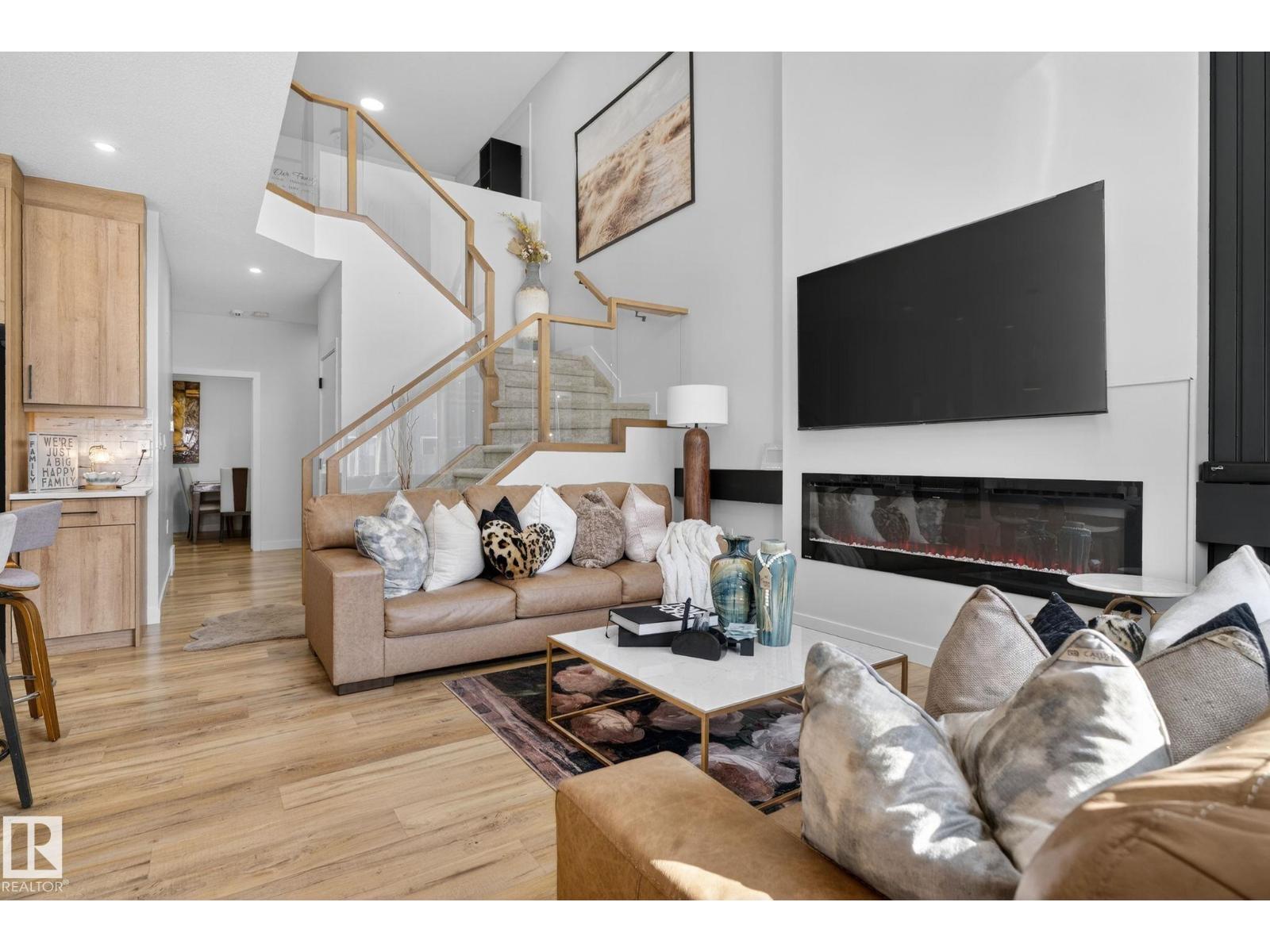 3605 42 AV — photo 13