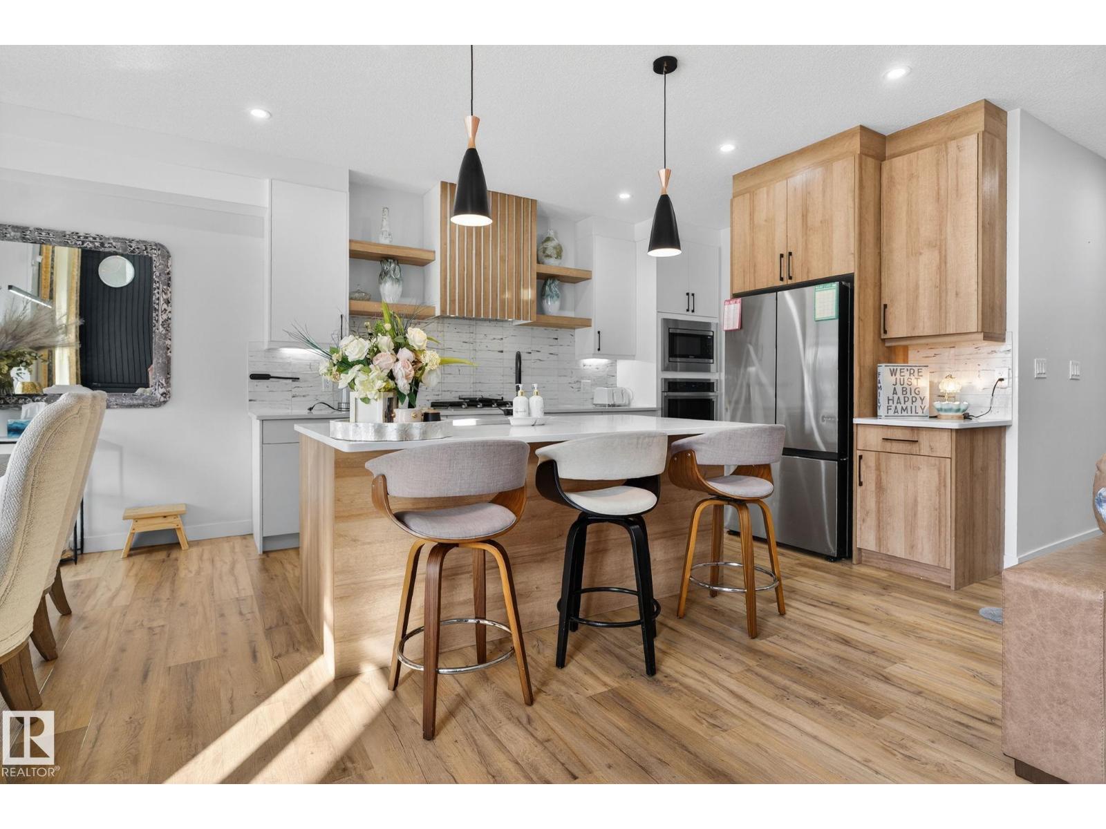 3605 42 AV — photo 16