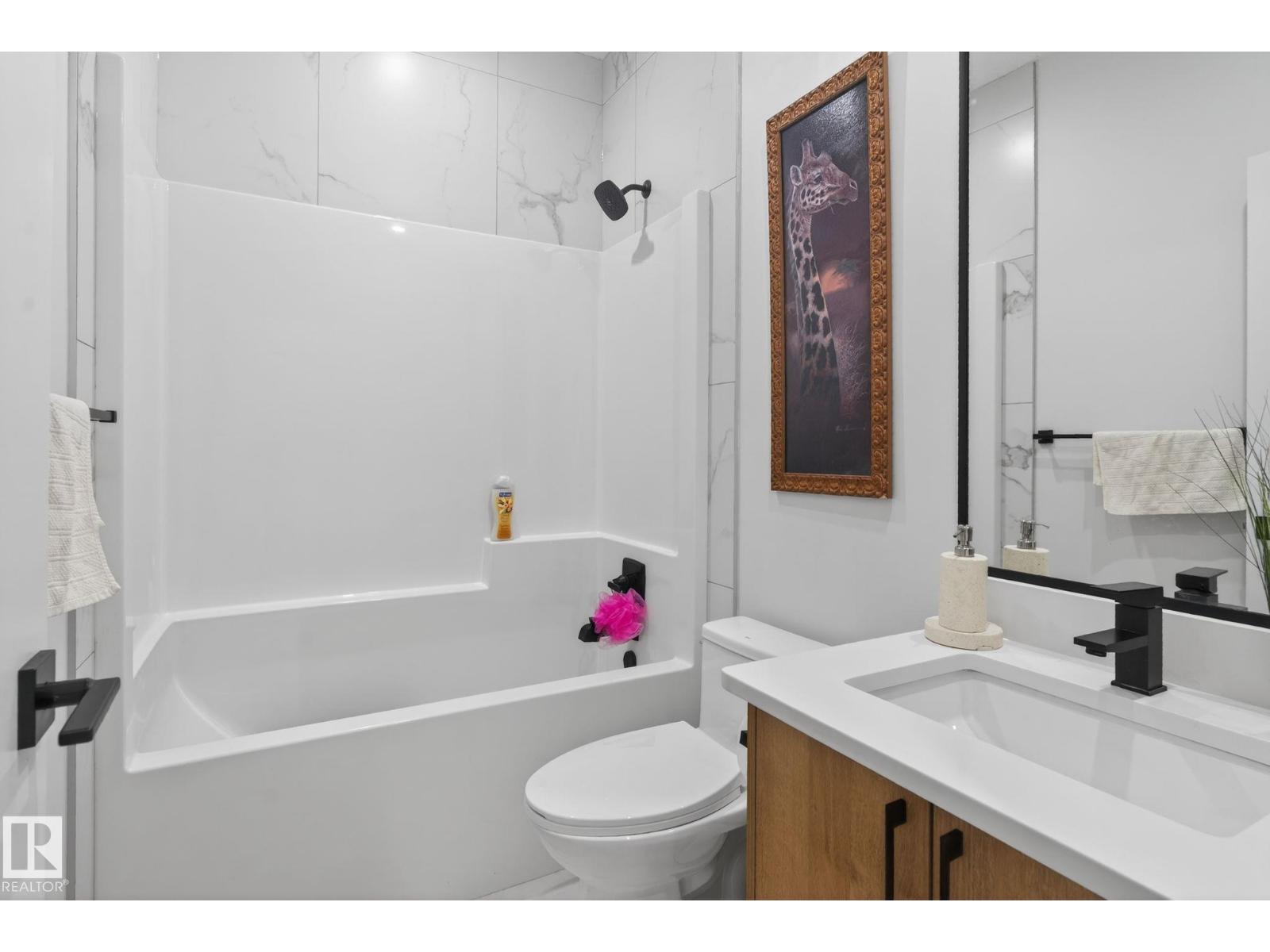 3605 42 AV — photo 25