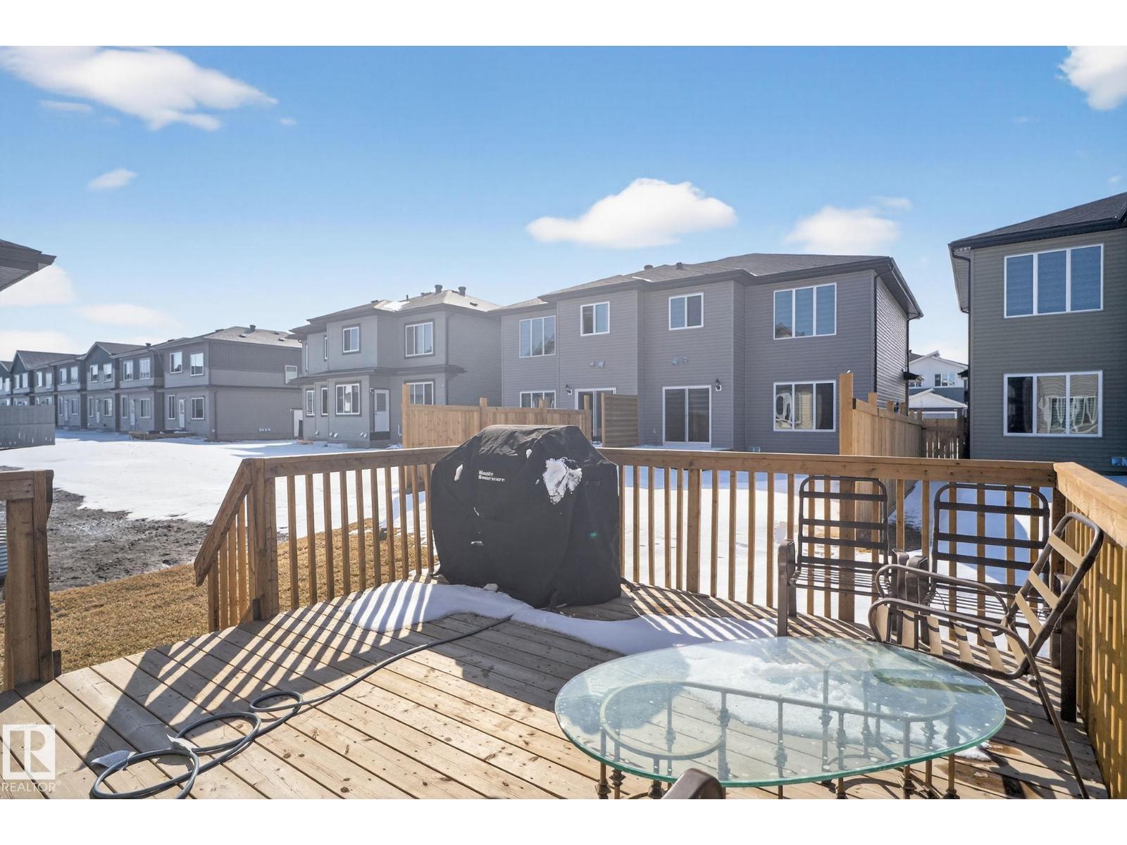 3605 42 AV — photo 61
