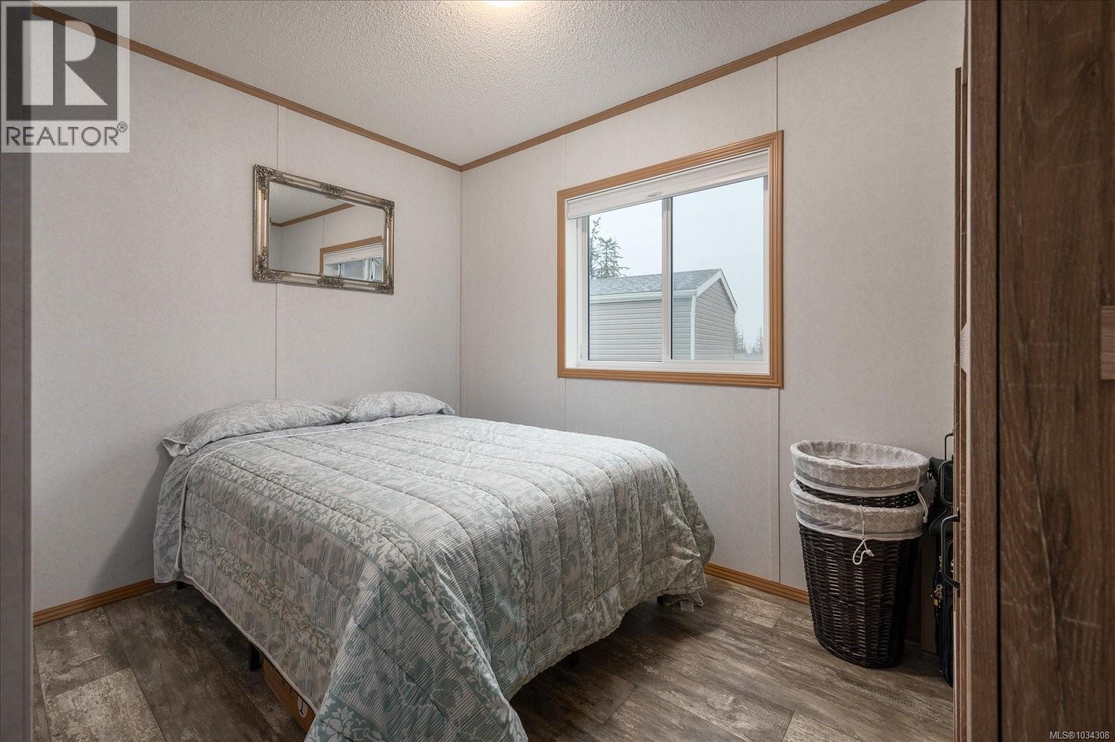 #11 6820 Parklands Pl - 12