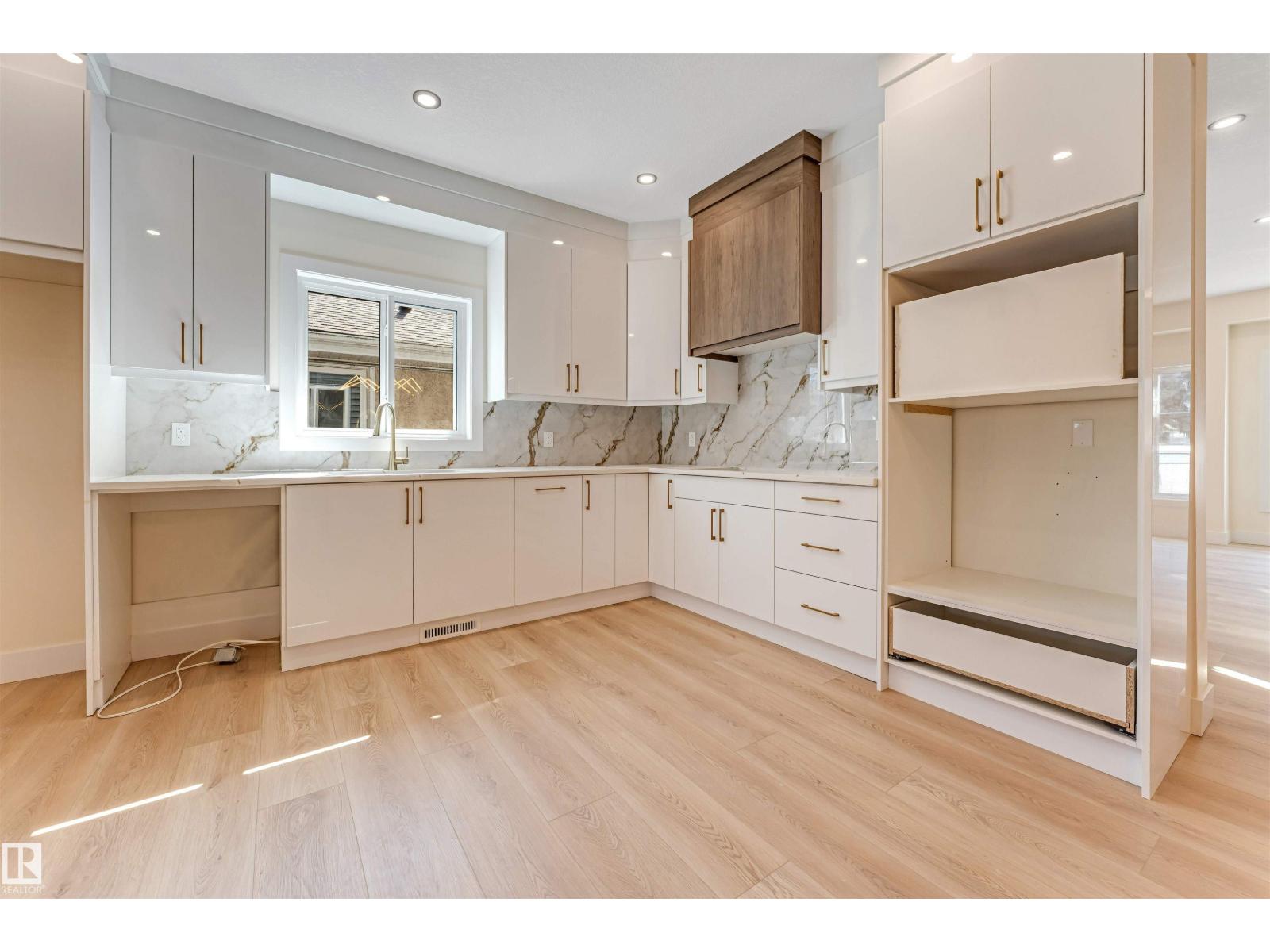 10323 79 ST NW, Edmonton