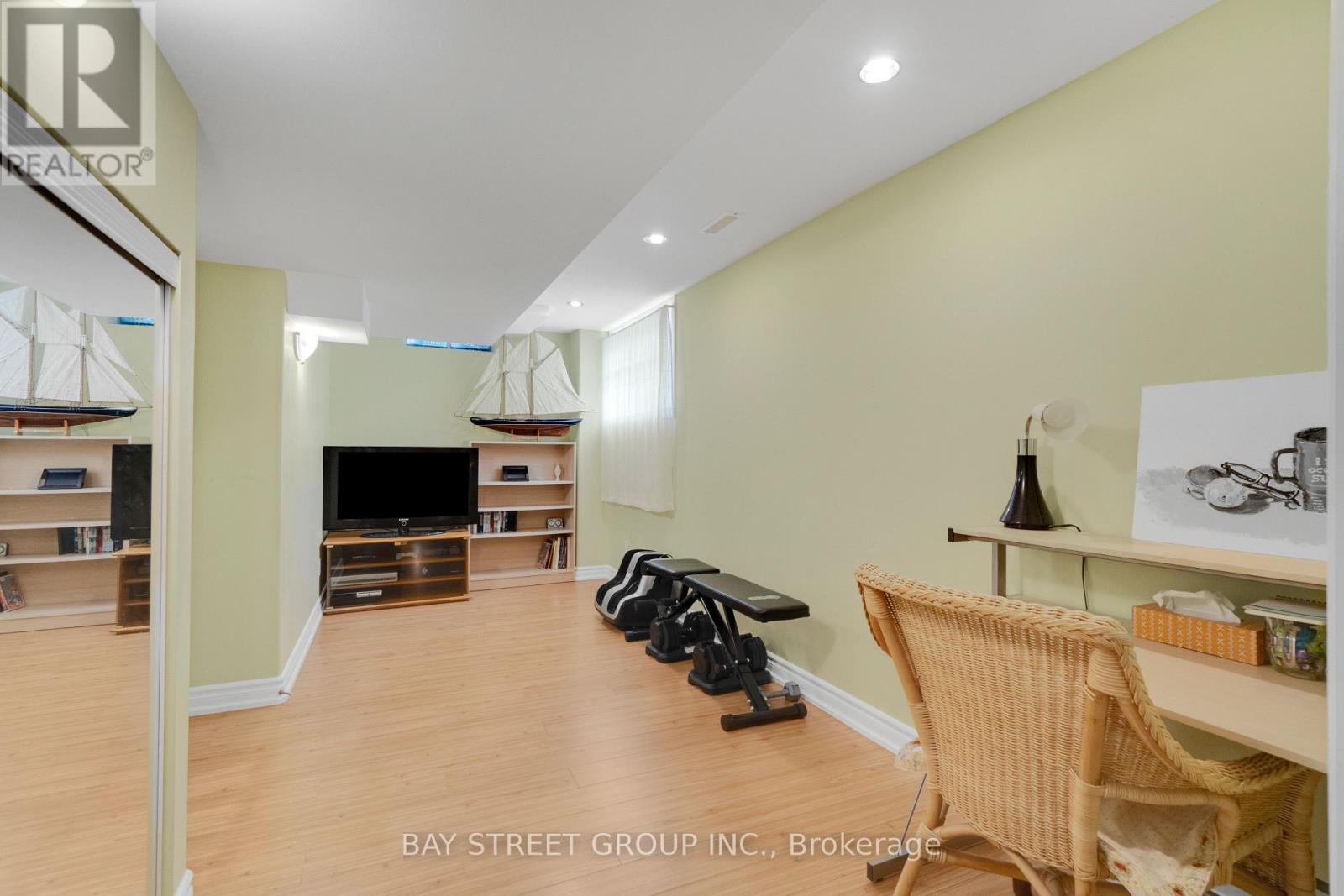 3158 ROCK HARBOUR ROAD - 37