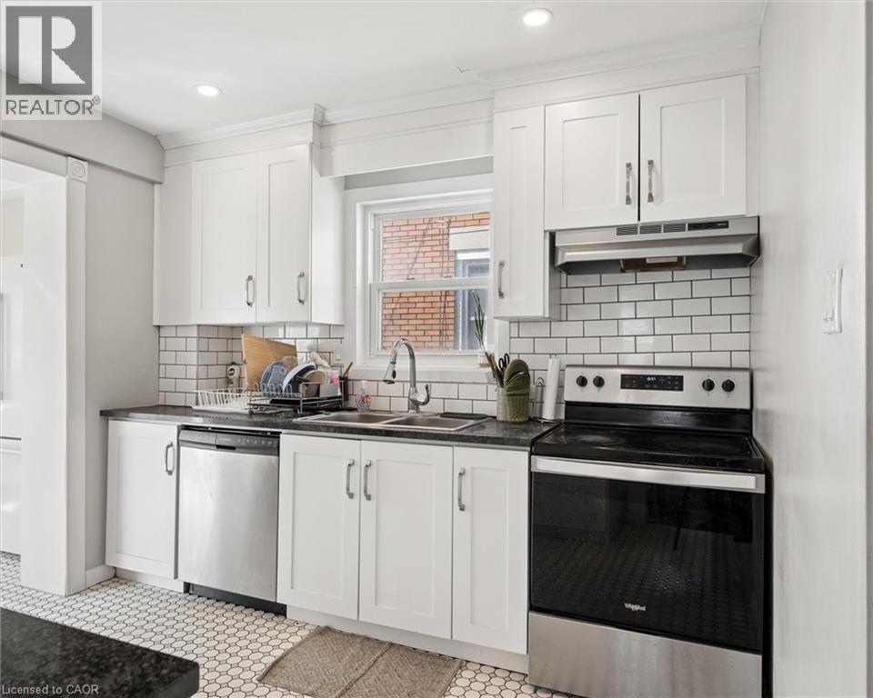 367 VICTORIA Street S, Kitchener, Ontario, N2M3A4 — Photo 10