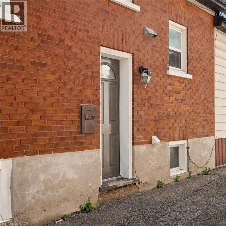 367 VICTORIA Street S - 33