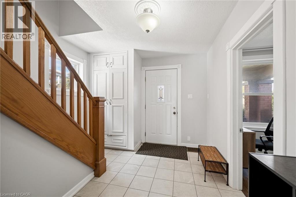 367 VICTORIA Street S, Kitchener, Ontario, N2M3A4 — Photo 5