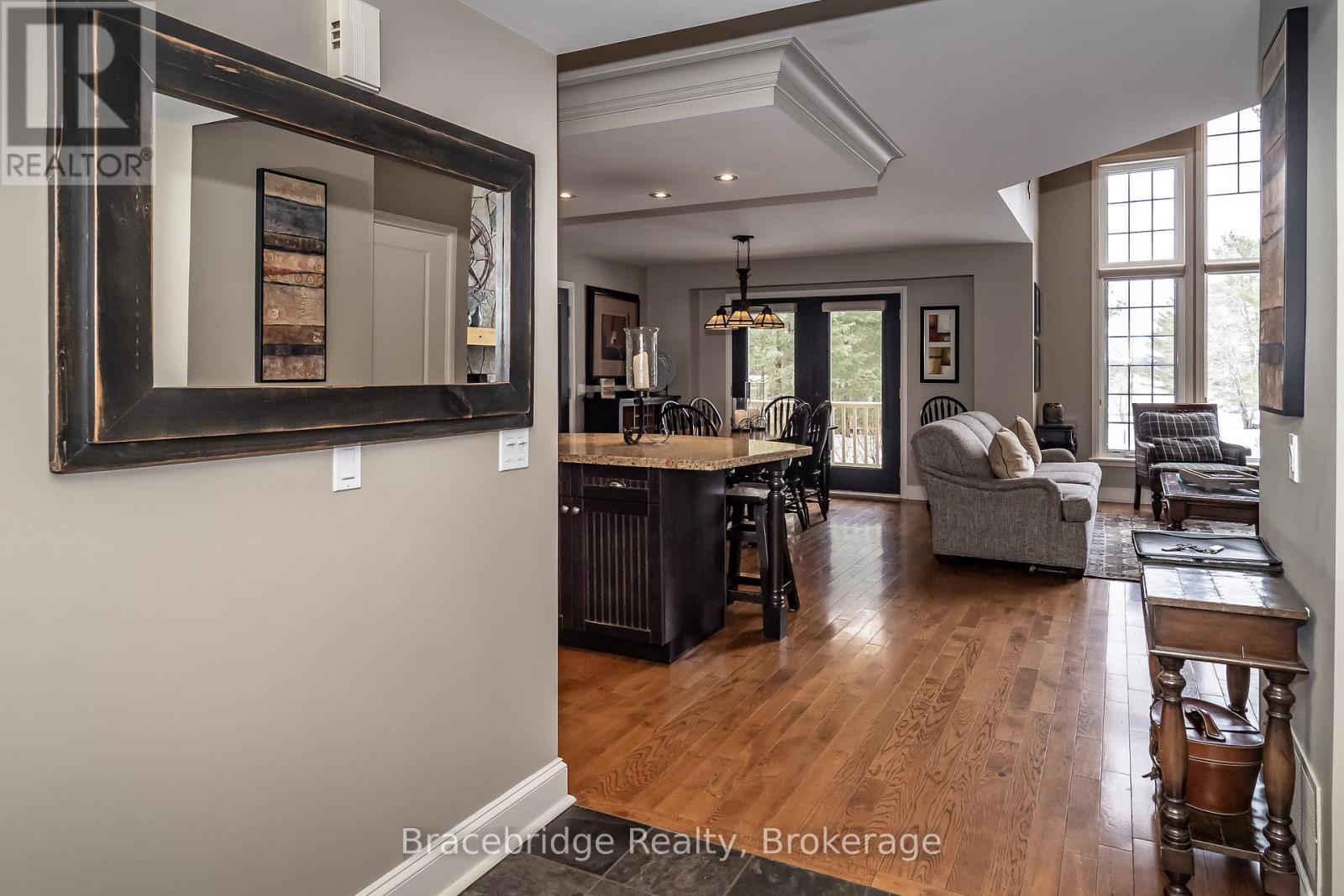 CARLING 10 W3 - 3876 MUSKOKA RD 118 HIGHWAY W - 2