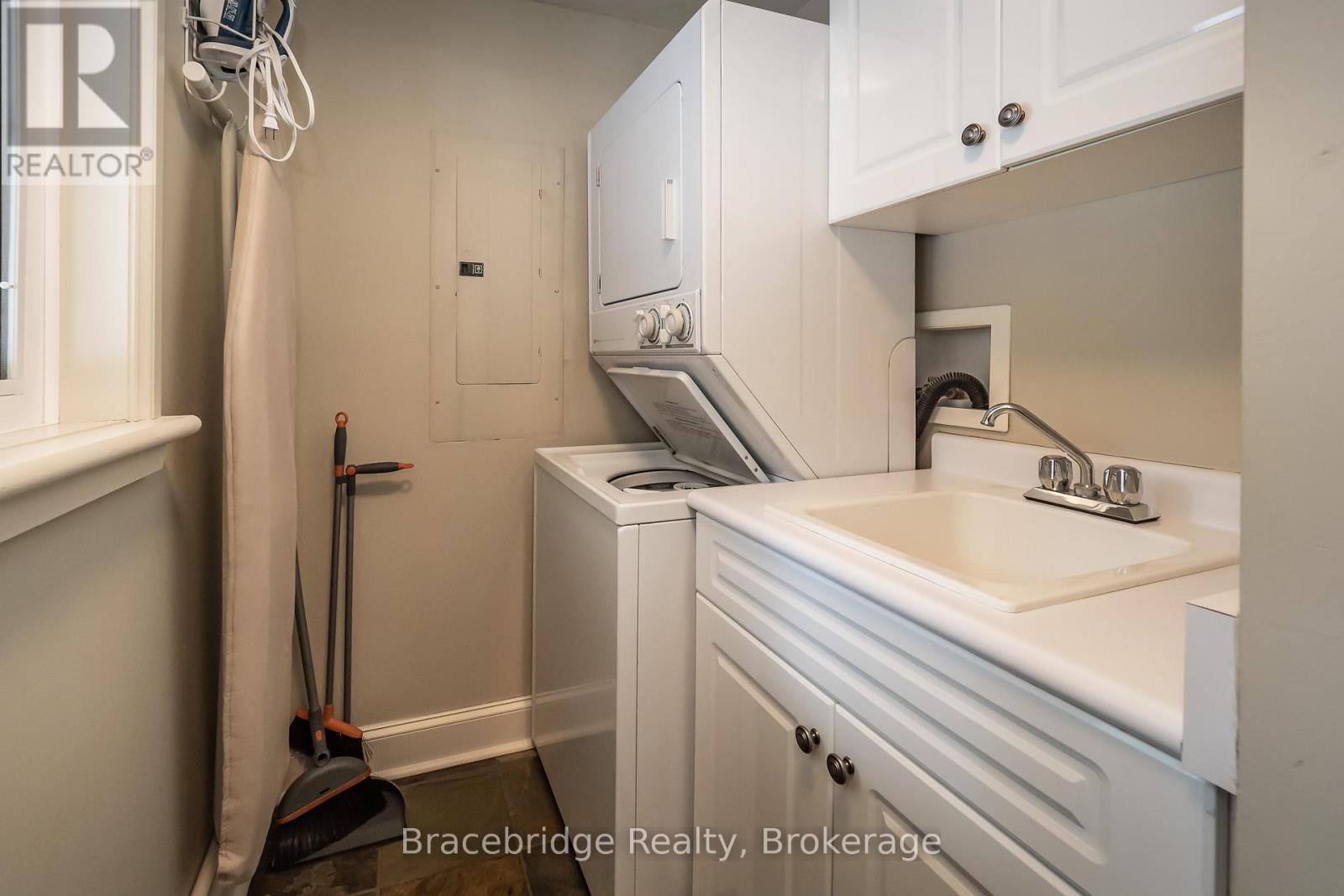 CARLING 10 W3 - 3876 MUSKOKA RD 118 HIGHWAY W - Image 30