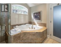 Carling 10 W3 - 3876 Muskoka Rd 118 Highway W, Muskoka Lakes, ON P0B1J0 Photo 25