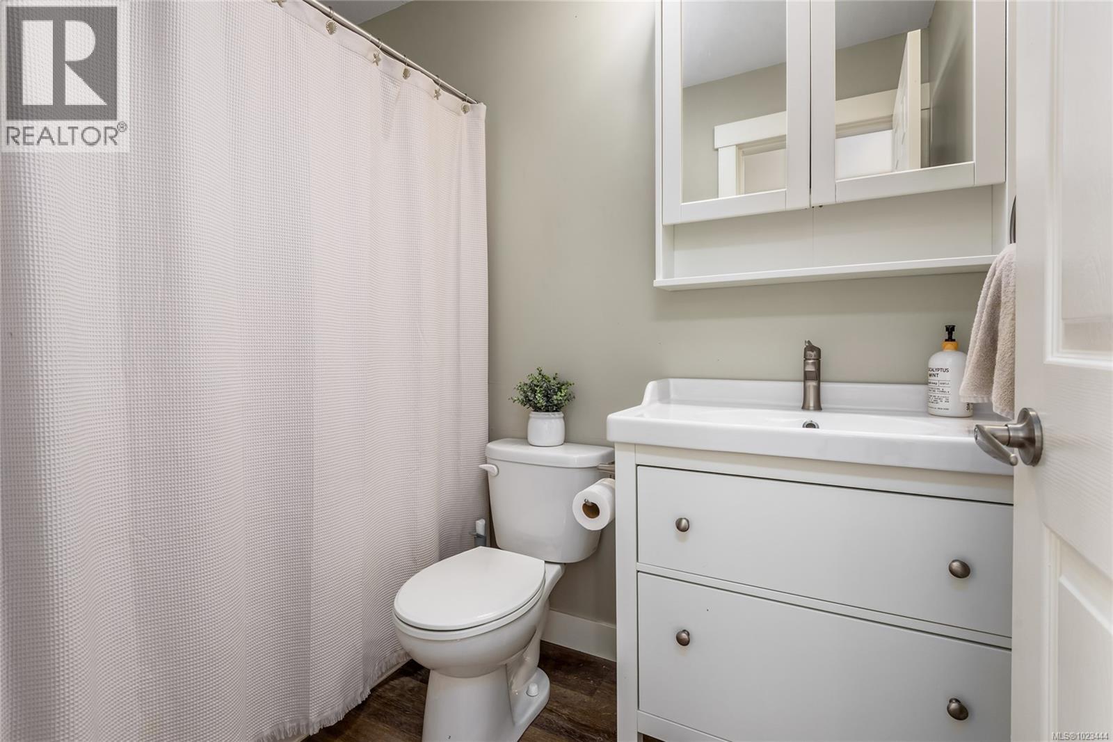 #304 4685 Alderwood Pl - 25