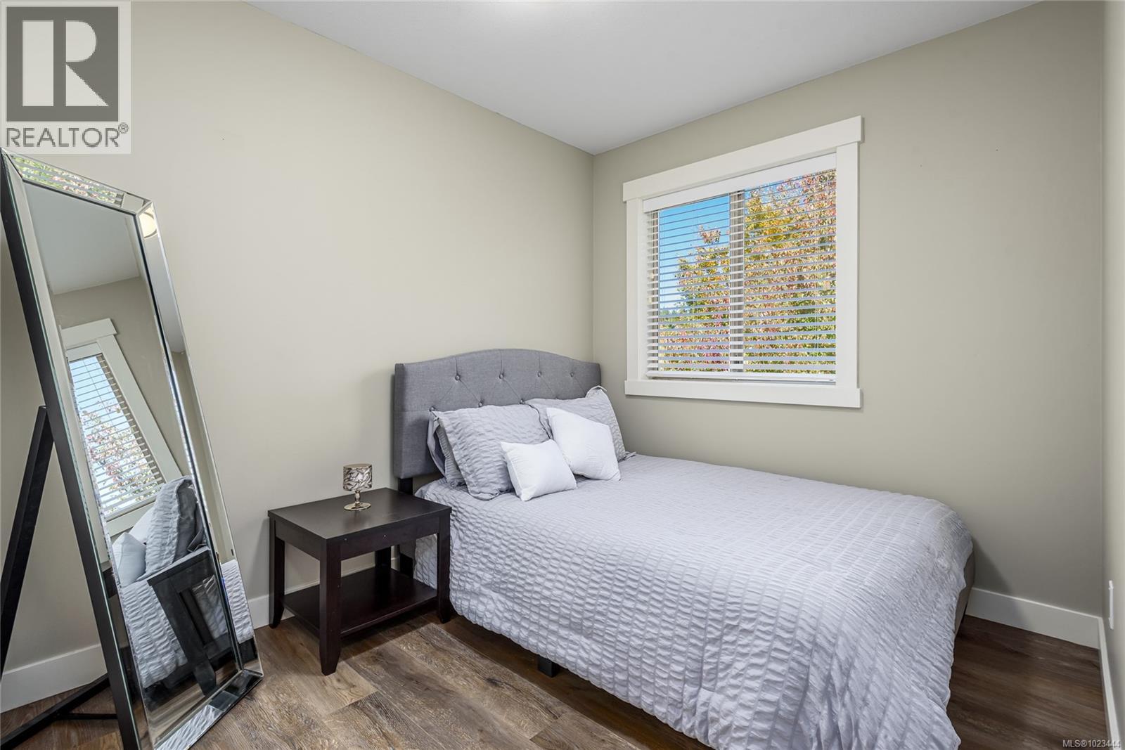 #304 4685 Alderwood Pl - 23