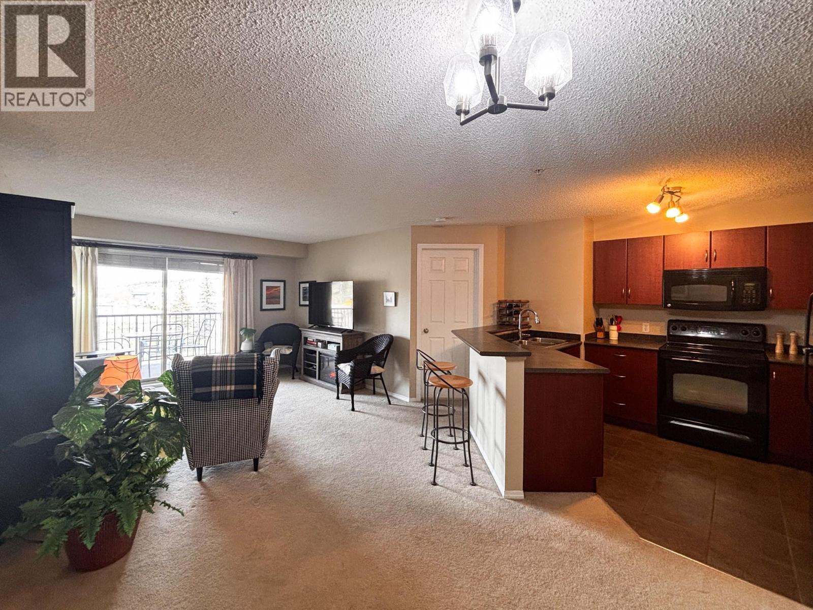 205 THIRD Avenue Unit# 1314, Invermere