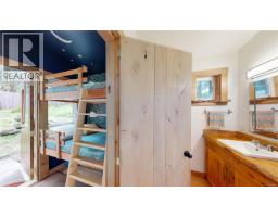 221 Sockeye Dr, Mudge Island, BC V0R1X0 Photo 12