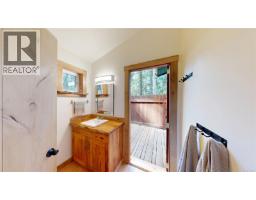 221 Sockeye Dr, Mudge Island, BC V0R1X0 Photo 13
