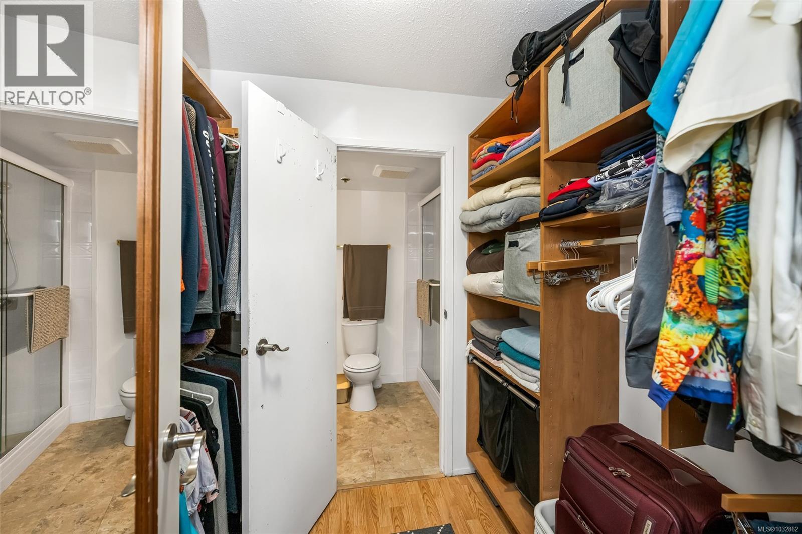 #8 949 Cloverdale Ave - 18