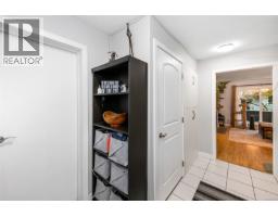 8 949 Cloverdale Ave, Saanich, BC V8X2T4 Photo 21